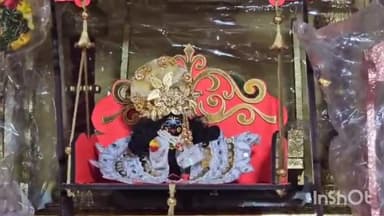 शाजापुर: श्री कृष्ण जन्माष्टमी को लेकर बाजारों में दिख रही रौनक श्री कृष्ण के आकर्षक श्रंगार को लेकर सामग्री की सजी दुकानें