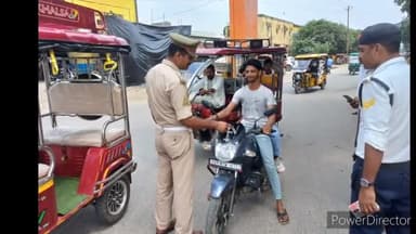 पटियाली: कासगंज शहर में यातायात पुलिस ने की वाहनों की चेकिंग, नियमों का पालन न करने पर 130 वाहनों के काटे चालान