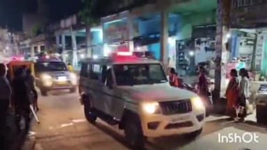 मुंगेर: श्री कृष्ण जन्माष्टमी एवं चेहल्लुम पर्व को लेकर पुलिस अधीक्षक तथा जिलाधिकारी के नेतृत्व में निकाला गया फ्लैग मार्च