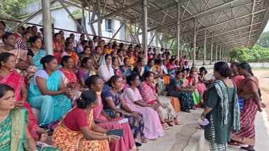 सिमडेगा: अल्बर्ट एक्का स्टेडियम में जिला जल सहिया संघ की हुई बैठक, विभिन्न मांगों को लेकर 28 अगस्त से करेंगे हड़ताल शुरू