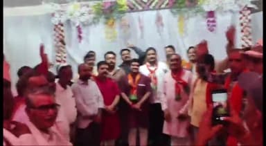 देवेंद्रनगर: प्रभु श्रीराम पैलेस में गुनौर विधायक डॉ. राजेश वर्मा ने भाजपा कार्यकर्ताओं को 'सदस्यता अभियान' के तहत किया संबोधित