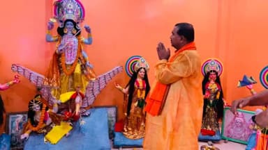 कुरसाकांटा: कुर्साकांटा प्रखंड क्षेत्र में धूमधाम से श्रीकृृष्ण जन्माष्टमी पूजा संपन्न, मूर्ति का किया गया विसर्जन