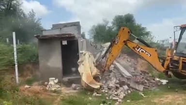 मौजमाबाद: जेडीए ने जोन 12 में कार्रवाई करते हुए सरना डूंगर में 12 बीघा सरकारी भूमि को कराया अतिक्रमण मुक्त