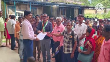 लापुंग: प्रखंड कार्यालय में व्याप्त भ्रष्टाचार के विरुद्ध एकदिवसीय धरना प्रदर्शन में शामिल हुए पूर्व डीडीसी