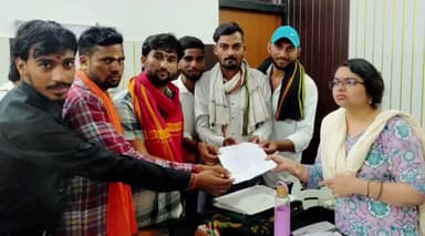 सासनी: गांव नगला गडू में गाय को खुला छोड़ने वाले आरोपी के खिलाफ कार्यवाही को लेकर गांव के ही युवक ने उपजिलाधिकारी से की शिकायत