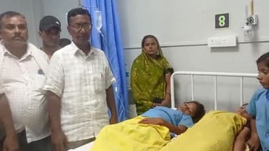 सलेमपुर म. वि. मे आज फाइलेरिया की दवा खिलाने के बाद पचासों बच्चे पड़े बिमार,सदर अस्पताल मे बच्चों से मिलने पहुंची भाकपा माले की टीम.