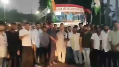 गुनौर: युवा क्रांति रैली में शामिल होने के लिए पन्ना से युवक कांग्रेस कार्यकर्ता भोपाल के लिए रवाना