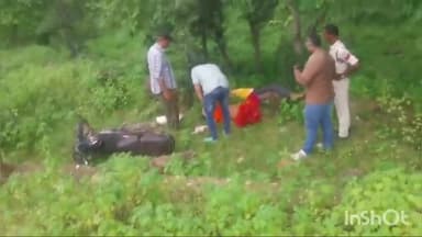 हटा: जटाशंकर से निवास गांव लौट रहे दंपति चौपरा के पास हुए हादसे का शिकार, पति की हुई मौत व पत्नी हुई घायल