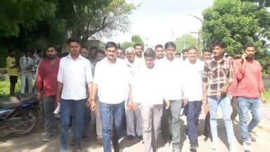 चूरू: नए कलेक्टर कार्यालय परिसर में राजस्थान गाड़िया लोहार युवा विकास संस्थान ने समस्याओं के समाधान को लेकर दिया ज्ञापन