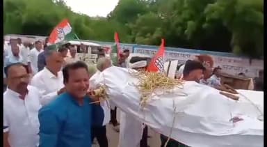 जोधपुर: महिला अत्याचार के ख़िलाफ़ कॉंग्रेस का आंदोलन, सोजती गेट कांग्रेस कार्यालय से निकाला पैदल मार्च