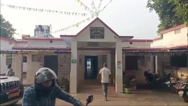 धरहरा: सामुदायिक स्वास्थ्य केंद्र धरहरा में दिव्यांग शिविर में 60 लाभुकों की हुई जांच ।