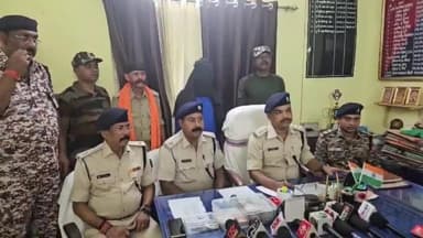 गिरिडीह: झरियागादी में  मो. अजीम अंसारी के घर हुए लूट मामले में पुलिस ने कार्रवाई करते हुए एक अपराधी को किया गिरफ्तार