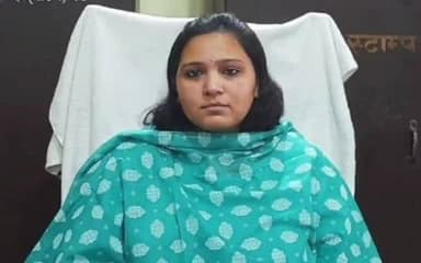 लंभुआ: लंभुआ तहसील के लेखपाल के लेन-देन का ऑडियो वायरल होने पर DM के निर्देश के बाद SDM लंभुआ ने की विभागीय कार्रवाई