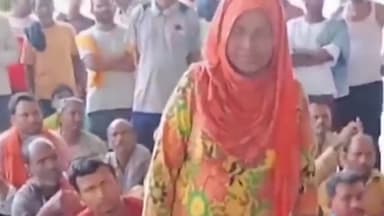 करनाल: नई- अनाज मंडी में मजदूर महिलाओं द्वारा किया गया प्रदर्शन।