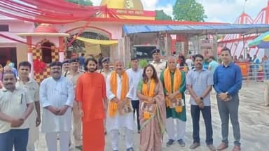 मोतिहारी: केसरिया विधायक शालिनी मिश्रा पहुंची अरेराज सोमेश्वर नाथ महादेव मंदिर, की पूजा अर्चना