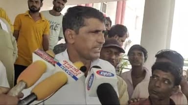 संजीत के मछुआरों की समस्याओं को लेकर जिला कलेक्टर कार्यालय पहुंचकर तत्काल निराकरण की मांग की