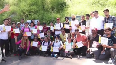 पंचकूला: हरियाणा पर्यटन निगम द्वारा मोरनी में मनाया गया हरियाणा पर्यटन दिवस, टरैकिंग गतिविधि का किया गया आयोजन