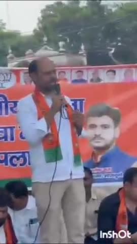 मेदिनीनगर (डालटनगंज): भाजपा युवा मोर्चा पलामू द्वारा उत्पाद सिपाही बहाली मे घोर अनियमितता के विरोध में MMCH परिसर मे दिया गया धरना