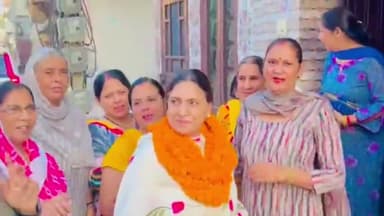 करनाल: शांति नगर में पूर्व विधायक सुमिता सिंह ने हरियाणा मांगे हिसाब कार्यक्रम के तहत किया जनसंपर्क