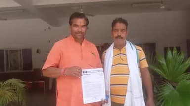 हाथरस: नगर पालिका परिषद में फर्जी दस्तावेज के ज़रिए ठेकेदार द्वारा लिए जा रहे टेंडर को लेकर सभासदों ने DM से की शिकायत