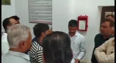 जोधपुर: सेंट्रल जेल के बंदी की अस्पताल में हुई मौत के बाद हुआ विवाद, परिजनों ने पुलिस पर लगाए आरोप