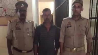 जलेसर: थाना जलेसर पुलिस टीम ने गैंगस्टर एक्ट में फरार चल रहे गांव अकबरपुर हवेली निवासी आरोपी को किया गिरफ्तार।