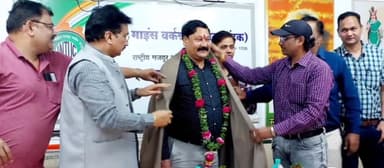 दंतेवाड़ा: एमएमडब्ल्यू यूनियन इंटक शाखा किरंदुल द्वारा सेवानिवृत्त वरिष्ठ सदस्य का किया गया सम्मान