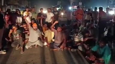 मिलक: बीती रात मिलक कस्बा में विद्युत सप्लाई न मिलने से नाराज लोगों ने लगाया हाईवे पर जाम पुलिस ने लोगों को किया तितर-बितर