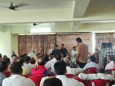 बिहार के उप मुख्यमंत्री श्री विजय कुमार सिन्हा 
लखीसराय