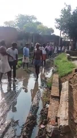 #Mere village selaeeya ki Gali me Pani se namaste logo ka nekalne muskie ho gaya hai@shortvideo
flatvide@#o