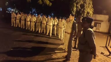 मंदसौर: मंदसौर पुलिस की कॉम्बिंग गश्त के दौरान की गई महत्व्पूर्ण कार्यवाही सर्जिकल स्ट्राईक, से कुल 275 वारंटियों को धरदबोचा।