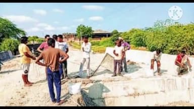 नैनवां: बंसोली रोड पर ग्रामीणों ने निर्माणाधीन पुलिया में अनियमितता का लगाया, किया विरोध-प्रदर्शन