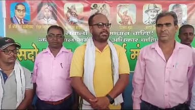 पिछले दिनों माले नेता राजेश यादव द्वारा पार्टी से इस्तीफा देने के बाद आज बड़ी तादाद में गांडेय विस क्षेत्र के माले कार्यकर्ताओं, सदस्यों व समर्थकों ने पार्टी छोड़कर श्री यादव के साथ चलने का ऐलान किया। कहा कि यह अभियान अभी 15 दिन चलेगा।