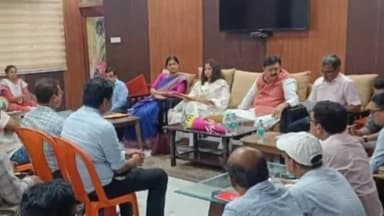 मोतिहारी: हाजीपुर मे स्थल अध्ययन यात्रा के तहत आयोजित बैठक मे केसरिया विधायक हुई शामिल