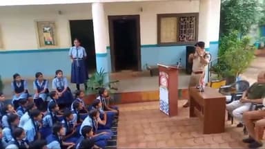 गुना नगर: आकांक्षा पब्लिक स्कूल में यातायात जागरूकता कार्यक्रम, पुलिस अधीक्षक के निर्देशन में विद्यार्थियों को सड़क सुरक्षा पढ़ाया