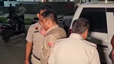 करनाल: सेक्टर 12 में फिल्म Gandhi 3 के दौरान हुई K3C मॉल में लड़ाई, पुलिस की टीमें मौके पर।