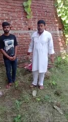 बक्सर नगर के निरंजनपुर  में महर्षि विश्वामित्र फाउंडेशन की तरफ से सैकड़ो केला ,आम,आंवला एवं नींबू के पौधे लगाए गए।मौके पर फाउंडेशन के शाहाबाद संयोजक रवि राज, बड़े भाई संजय कुमार, रविकांत कुशवाहा एवं बिट्टू भाई मौजूद रहे। राष्ट्रीय  संयोजक र