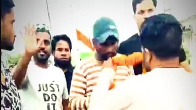 #मक्का_मदीना कर्नाटक से पैदल हज का सफर तय कर रहें हैं सैय्यद जिलानी साहब राघौगढ़ मैं इस्तकबाल किया गया