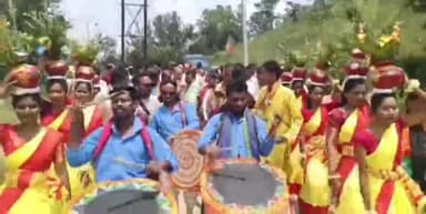 ठेठईटांगर: बीजेपी कार्यालय में मंत्री केदार कश्यप ने जिला कार्यसमिति के साथ की बैठक, विधानसभा चुनाव की तैयारी को लेकर दिए निर्देश