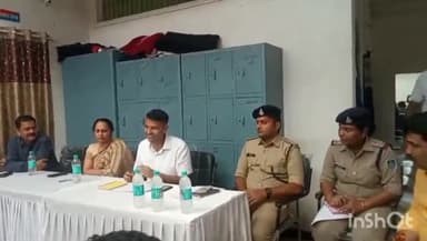 सारंगपुर: आगामी त्यौहारों को दृष्टिगत रखते हुए सारंगपुर थाना परिसर में शांति समिति की बैठक हुई आयोजित, एसपी ने की चर्चा