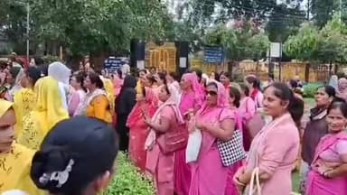 मुरादाबाद: आंगनबाड़ी कार्यकर्ताओं के द्वारा अंबेडकर पार्क में अपनी माँगो को लेकर इकट्ठा होगा की बैठक