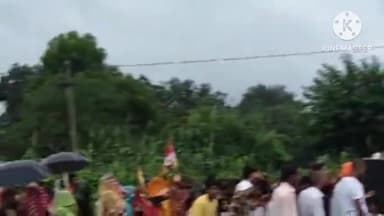 इंद्रगढ़: देहीखेड़ा कस्बे में ग्रामीणों ने रामदेव जयंती पर देव विमान के साथ निकाली शोभायात्रा