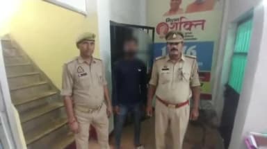 हाथरस: बागला डिग्री कॉलेज से पढ़कर घर जाते समय छात्र के साथ मारपीट करनेवाले 1 अभियुक्त को पुलिस ने किया गिरफ्तार, कार्यवाही जारी