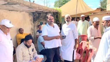 कटकमसांडी: खुटरा गांव में मृतक हसनैन के परिजनों से मिले प्रदेश कांग्रेस महासचिव विनोद कुशवाहा, हरसंभव सहयोग का जताया भरोसा