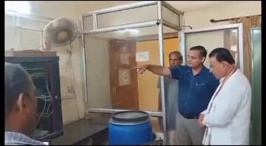 जोधपुर: पाल रोड़ स्थित लूणी पंचायत समिति का विधि एवं न्यायमंत्री जोगाराम पटेल ने किया ओचक निरीक्षण