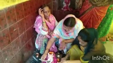 औरैया: कोतवाली क्षेत्र के जेसीज चौराहे के समीप स्थित काली माता मंदिर पर दूध पी रहे नंदी महाराज, भक्तों की लगी भारी भीड़