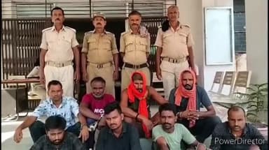 कहरा: उत्पाद पुलिस ने छापेमारी कर 7 शराबीयों एवं 1फरार आरोपी को किया गिरफ्तार,सहरसा कोर्ट में पेशकर अग्रतर कार्रवाई की जाएगी