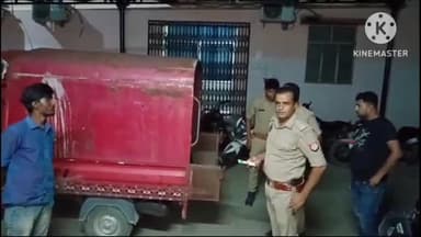 ललितपुर: ललितपुर रेलवे माल गोदाम के पास संदिग्ध परिस्थितियों में पड़ा मिला गांधीनगर निवासी किशोर का शव, मौके पर पहुंची पुलिस