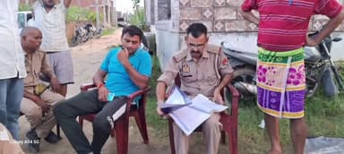 बीसलपुर: बरखेड़ा कस्बे के वार्ड नंबर आठ में संदिग्ध परिस्थितियों में युवक की हुई मौत मौके पर पहुंची पुलिस