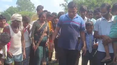 बीसलपुर: कटना पुल पर तांगा बग्गी से गिरकर युवक की नदी में डूब कर हुई मौत, मौके पर लगी ग्रामीणों की भीड़